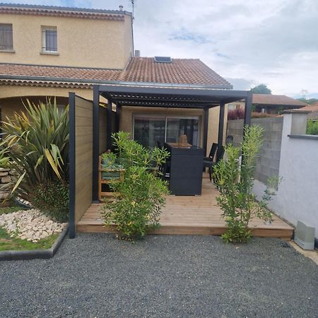Appartement Pour 4 Avec Terrasse Chanos-Curson Bagian luar foto