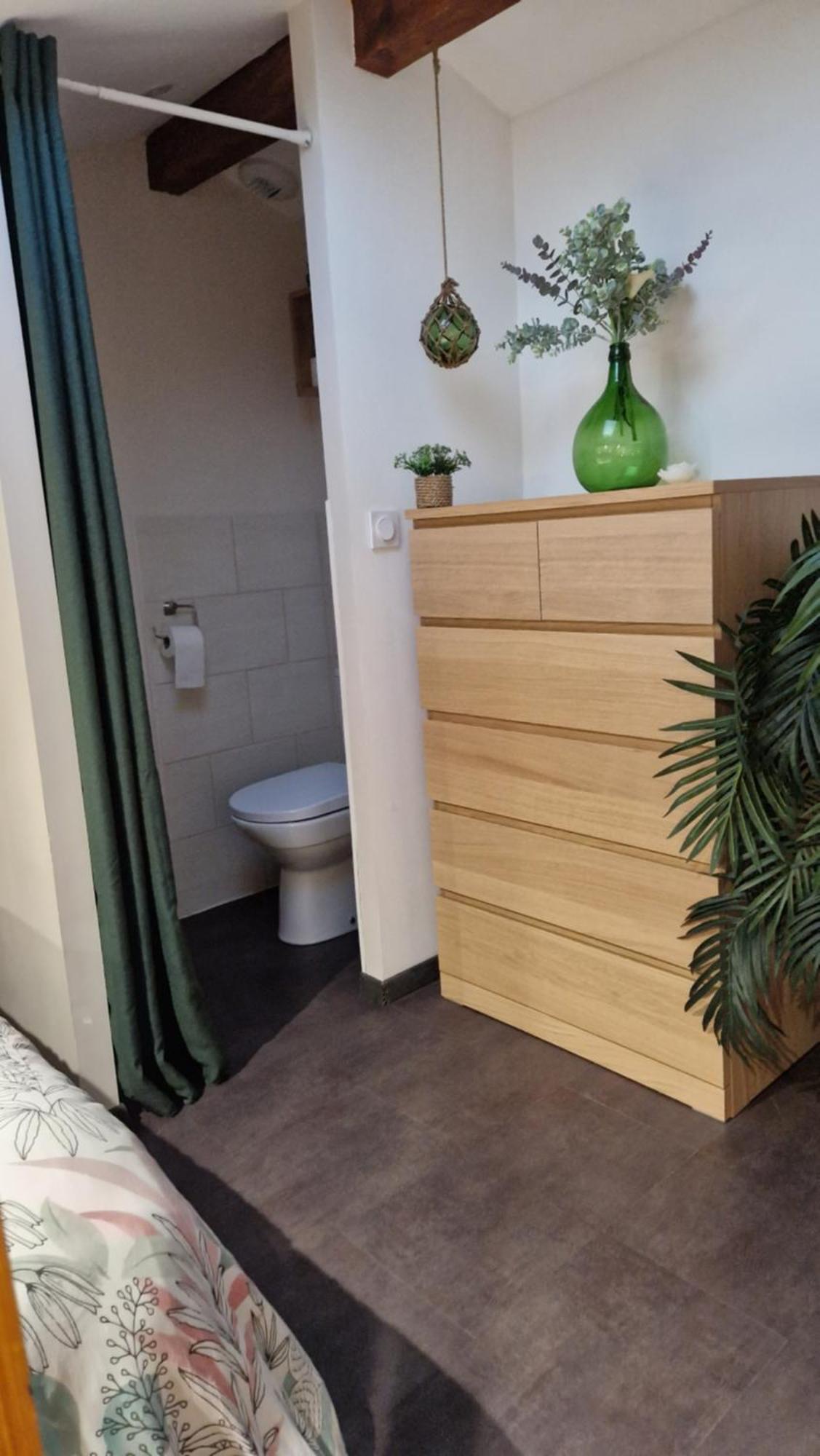 Appartement Pour 4 Avec Terrasse Chanos-Curson Bagian luar foto